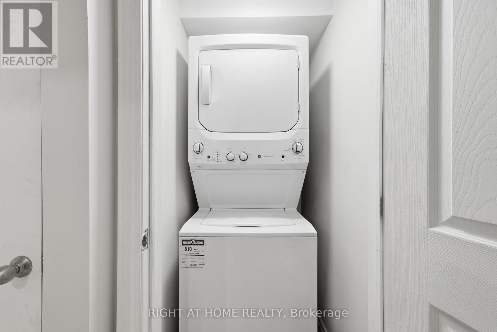 708 CARNEGIE AVENUE, Oshawa (Centennial), Ontario, L1G4R6 — Photo 32