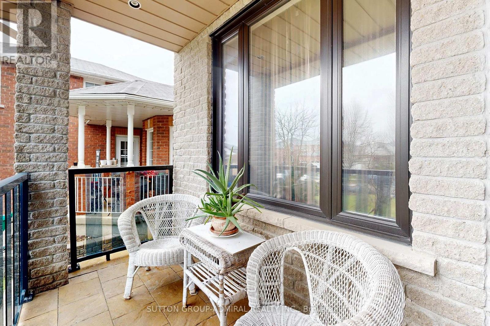 32 STEPHANIE LANE, Barrie (Painswick South), Ontario, L4N0V1 — Photo 2