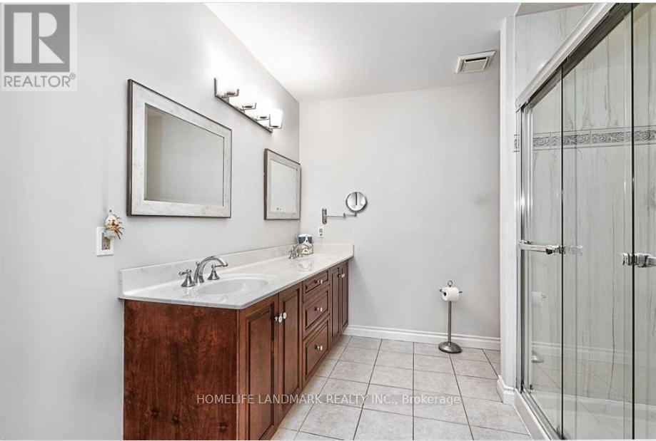 26 - 2006 GLENADA CRESCENT, Oakville (WC Wedgewood Creek), Ontario, L6H5R9 — Photo 7