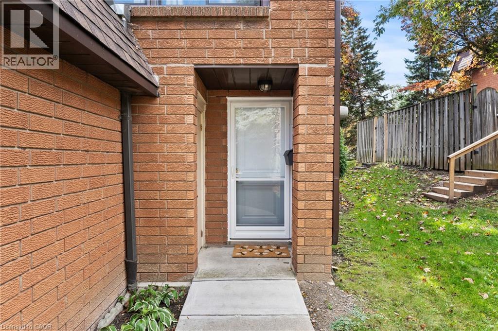 444 STONE CHURCH Road W Unit# N1, Hamilton, Ontario, L9B1R1 — Photo 5