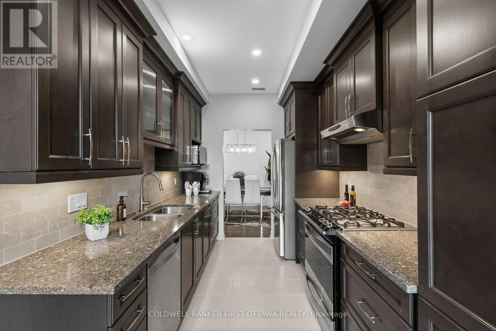 206 ANCASTER AVENUE, Ottawa, Ontario, K2B5B3 — Photo 13