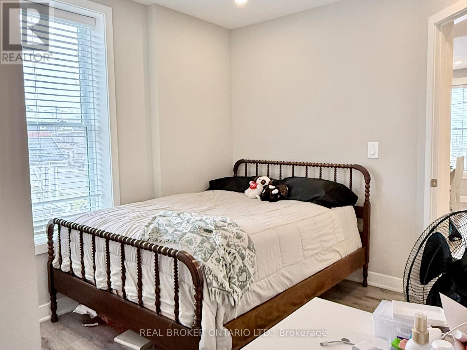 B - 143 ELMSLEY STREET N, Smiths Falls, Ontario, K7A2H6 — Photo 24