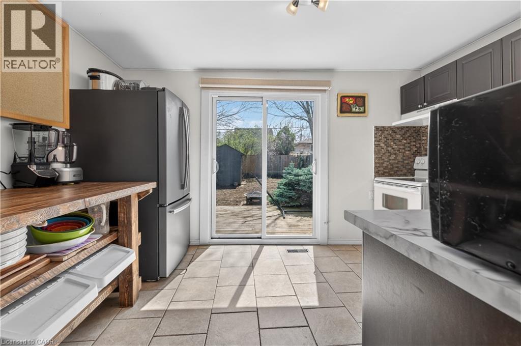 30 CAMBRIDGE Avenue, Hamilton, Ontario, L8H1T5 — Photo 12