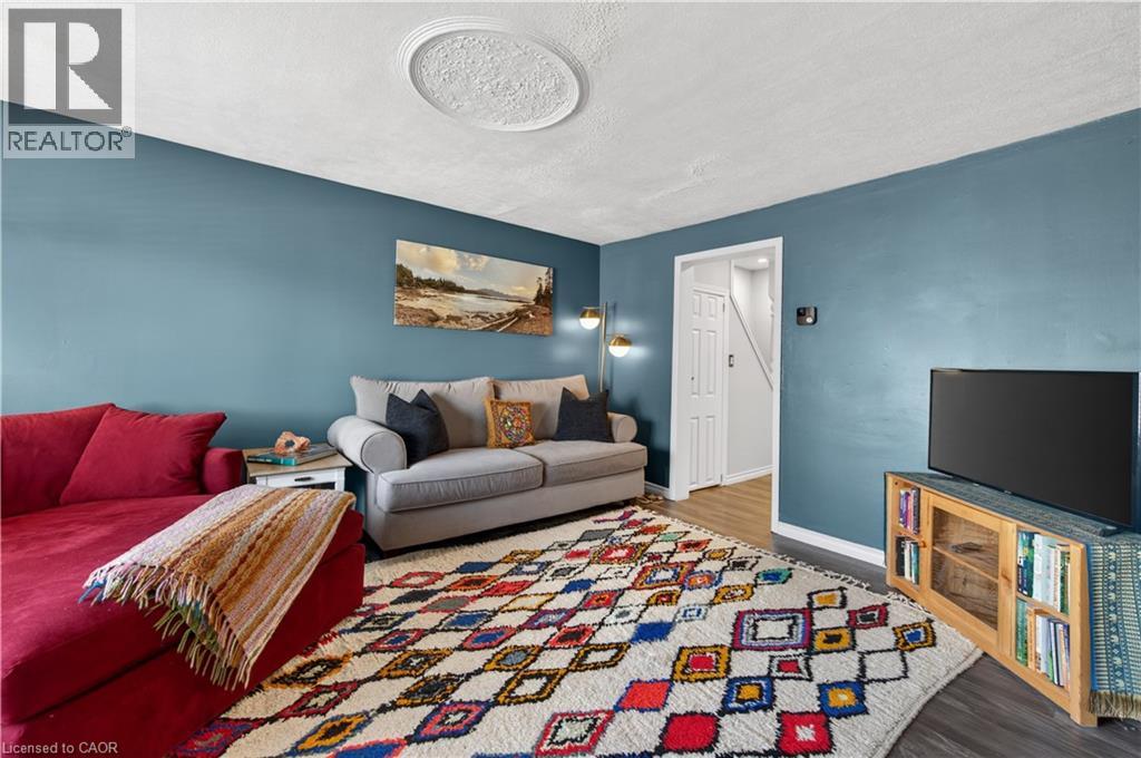 30 CAMBRIDGE Avenue, Hamilton, Ontario, L8H1T5 — Photo 6