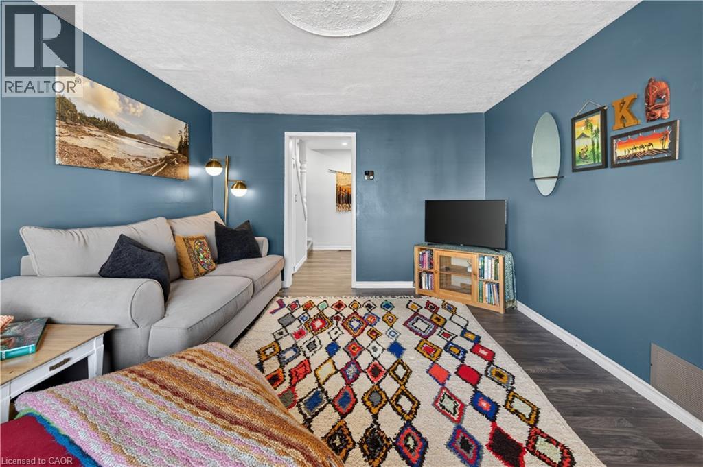 30 CAMBRIDGE Avenue, Hamilton, Ontario, L8H1T5 — Photo 7