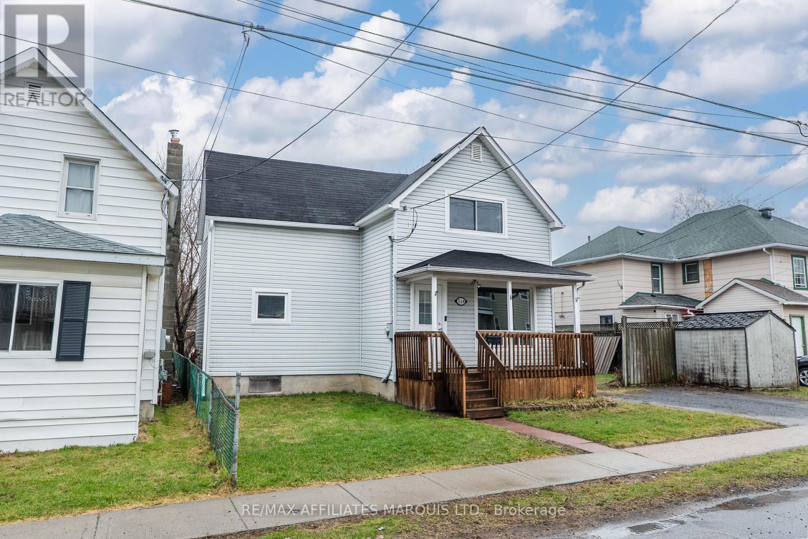 538 BEDFORD STREET, Cornwall, Ontario, K6J4E1 — Photo 2