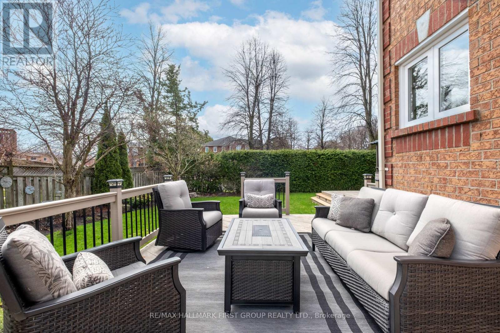 7 FOAKES DRIVE, Ajax (Central West), Ontario, L1T3K5 — Photo 4