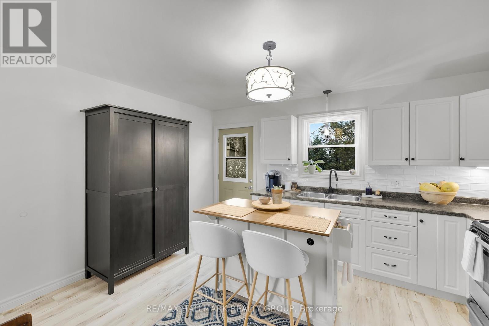 142 PARK STREET, Brockville, Ontario, K6V2G9 — Photo 17