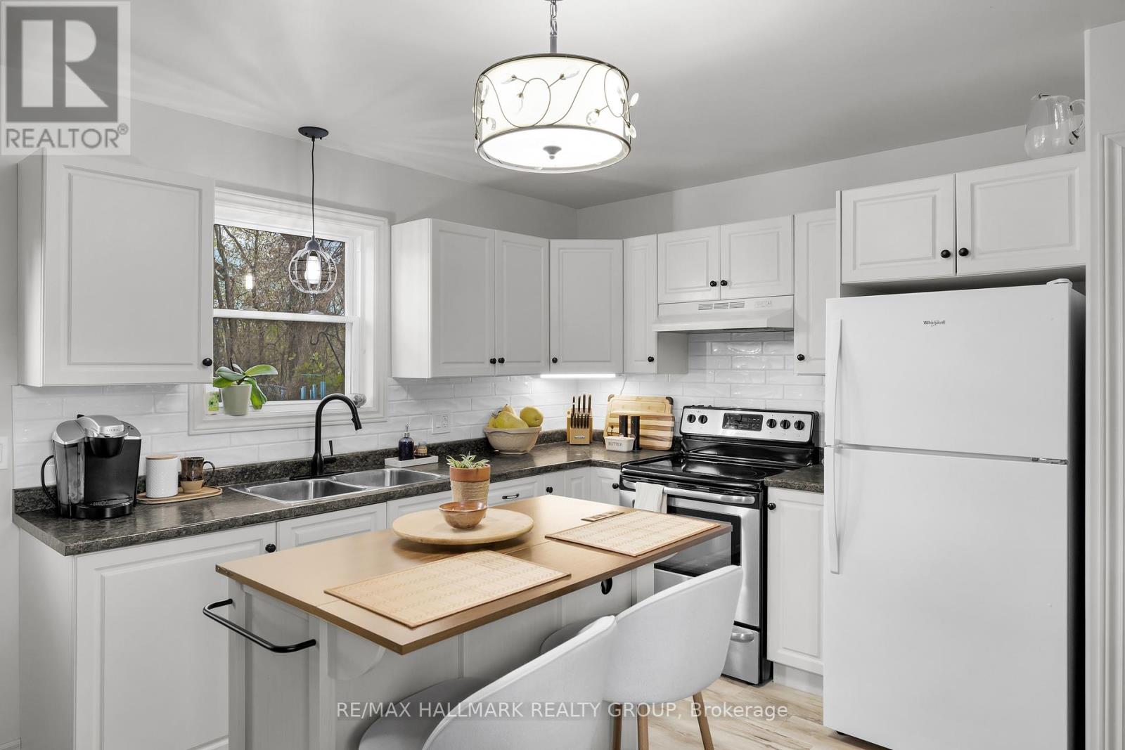 142 PARK STREET, Brockville, Ontario, K6V2G9 — Photo 19