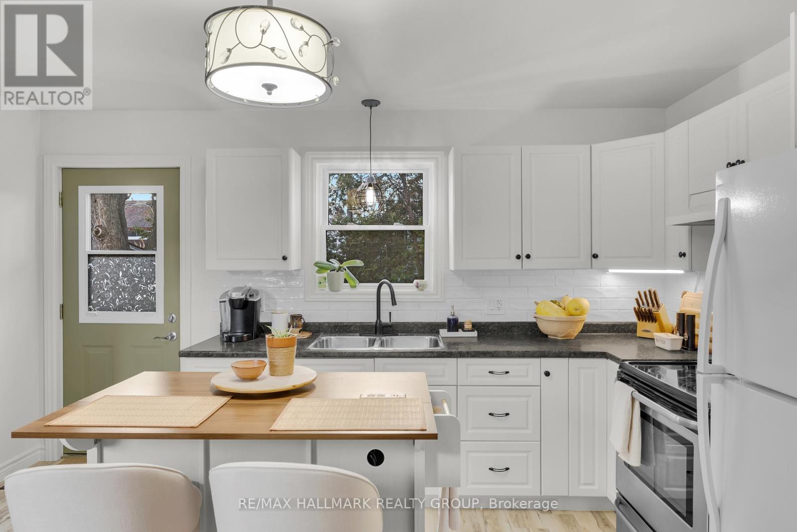 142 PARK STREET, Brockville, Ontario, K6V2G9 — Photo 23