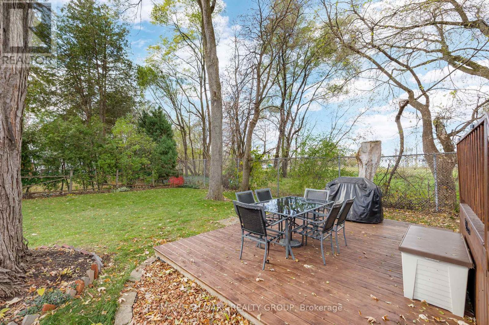 142 PARK STREET, Brockville, Ontario, K6V2G9 — Photo 35