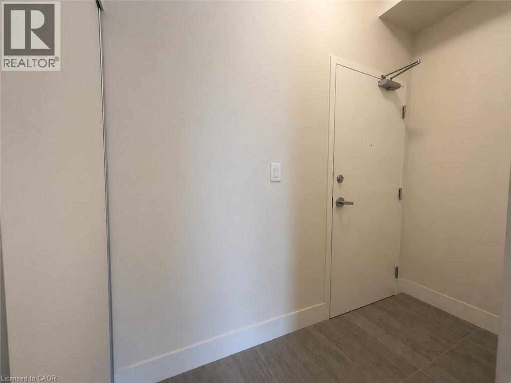 253 ALBERT Street Unit# 215, Waterloo, Ontario, N2L3T6 — Photo 4