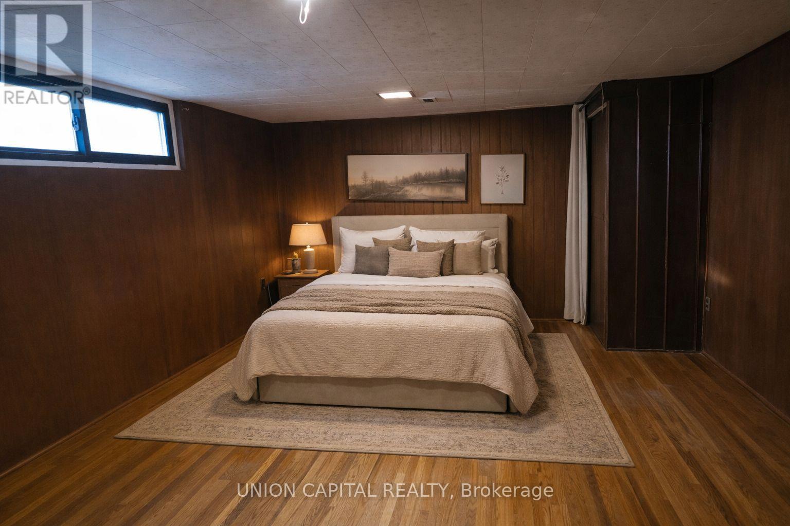 6 GALEWOOD DRIVE, Toronto (Humberlea-Pelmo Park), Ontario, M9N3L7 — Photo 2