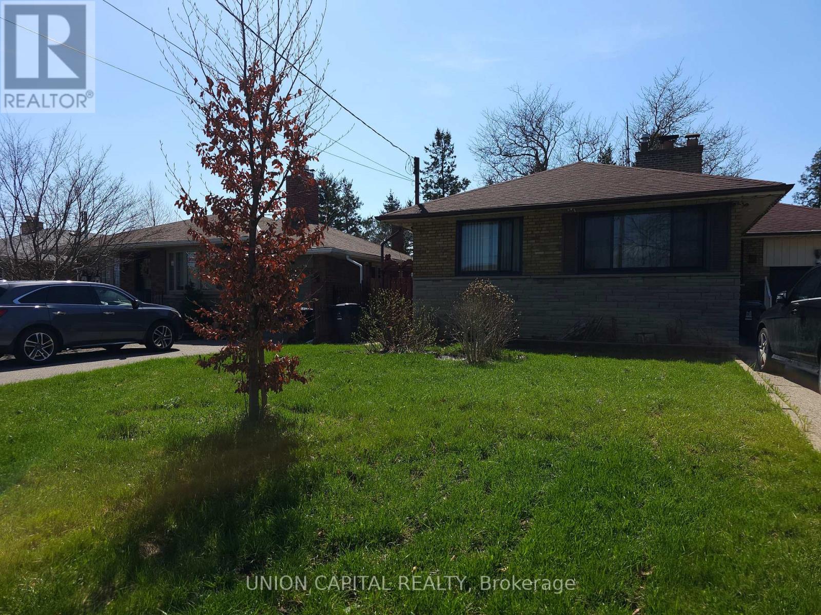 6 GALEWOOD DRIVE, Toronto (Humberlea-Pelmo Park), Ontario, M9N3L7 — Photo 9