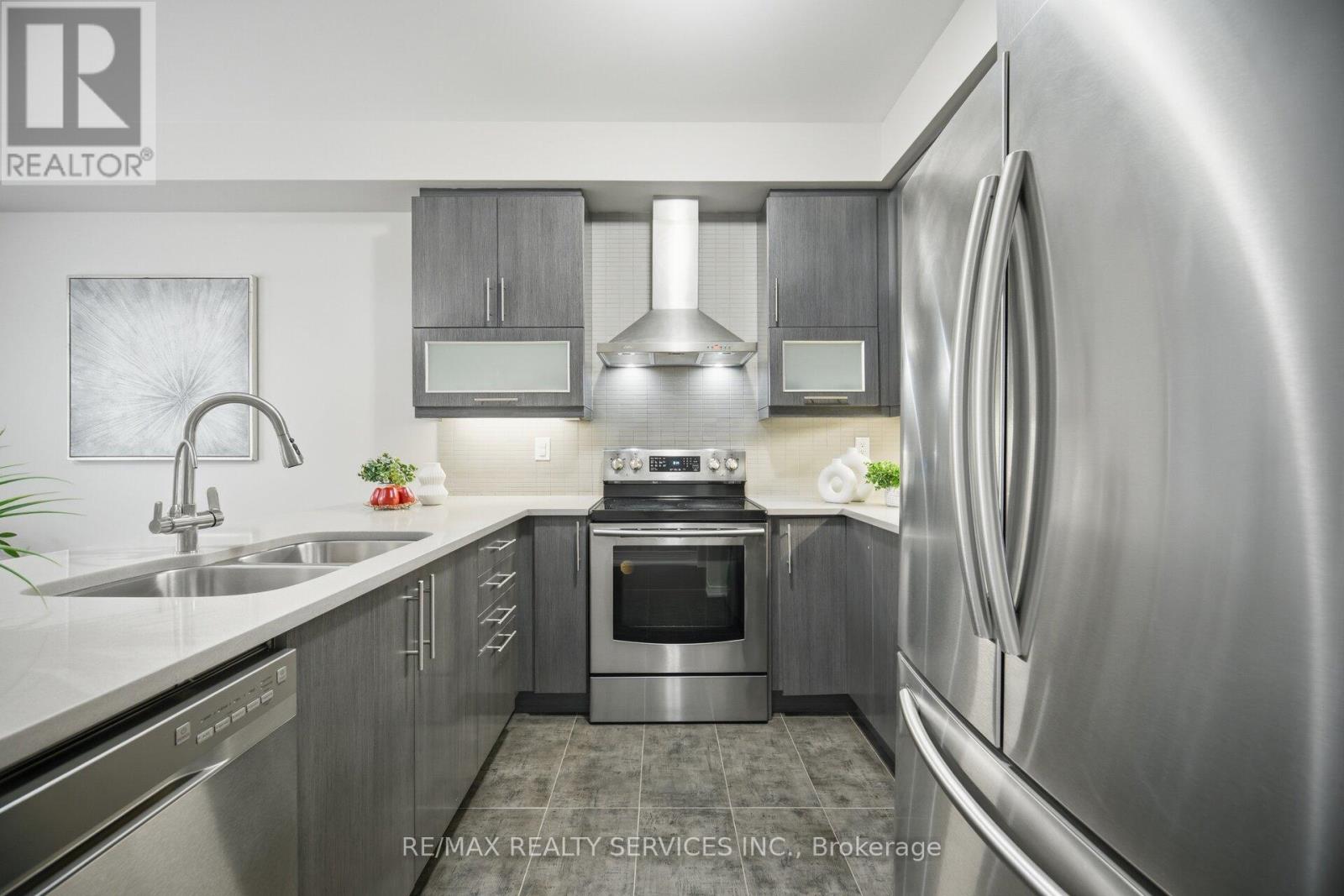 25 BAFFIN CRESCENT, Brampton (Northwest Brampton), Ontario, L7A4K7 — Photo 10