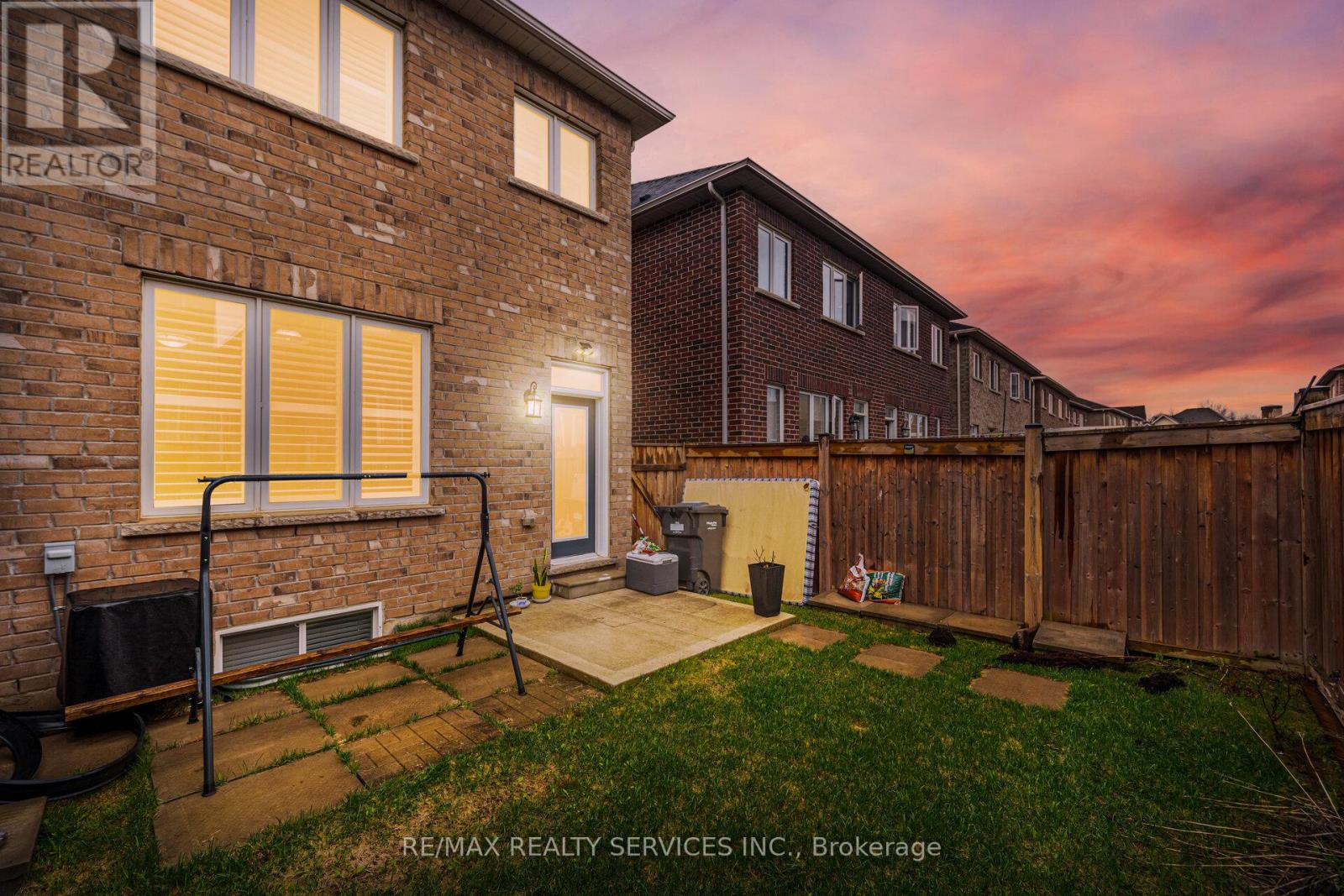 25 BAFFIN CRESCENT, Brampton (Northwest Brampton), Ontario, L7A4K7 — Photo 45