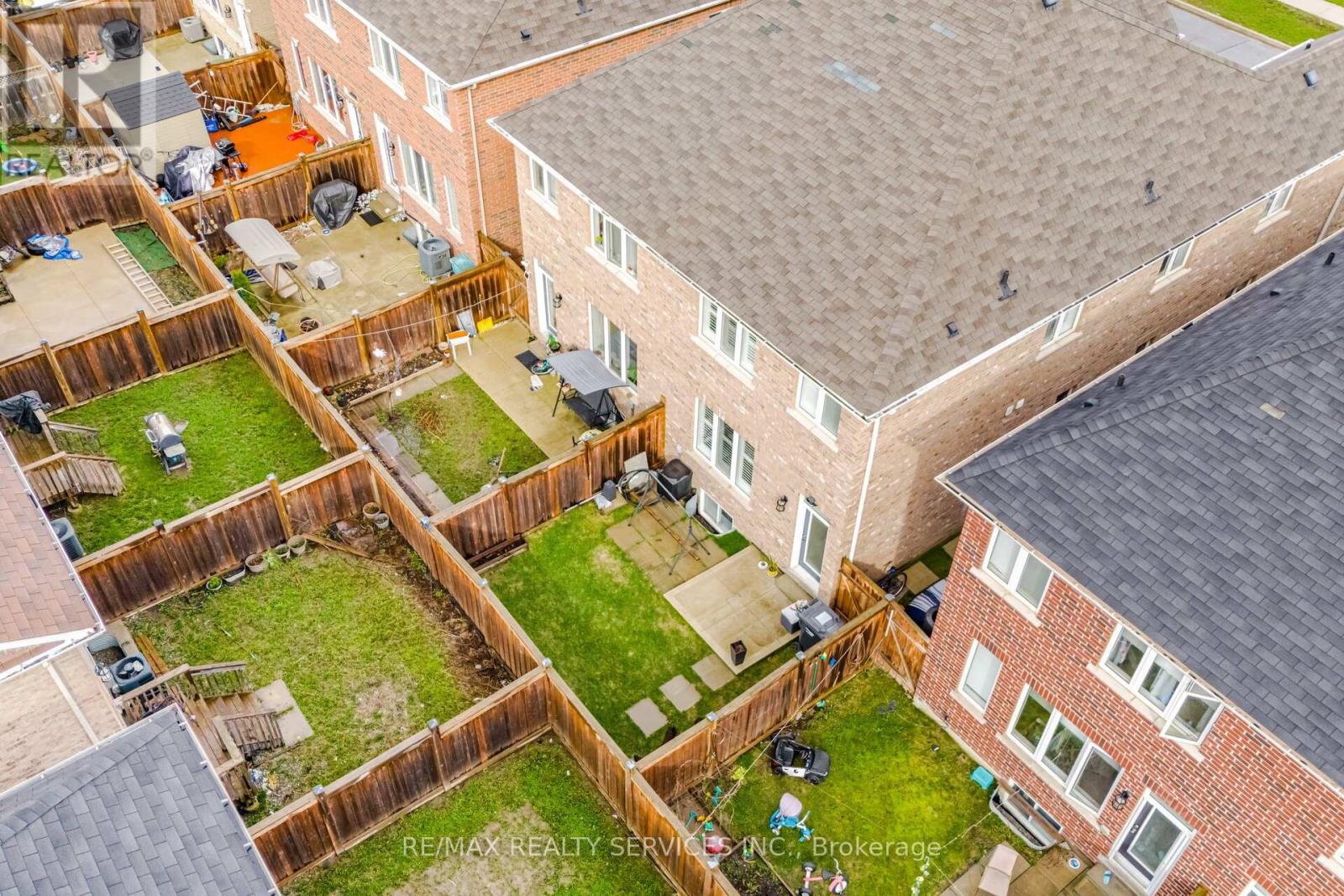 25 BAFFIN CRESCENT, Brampton (Northwest Brampton), Ontario, L7A4K7 — Photo 47