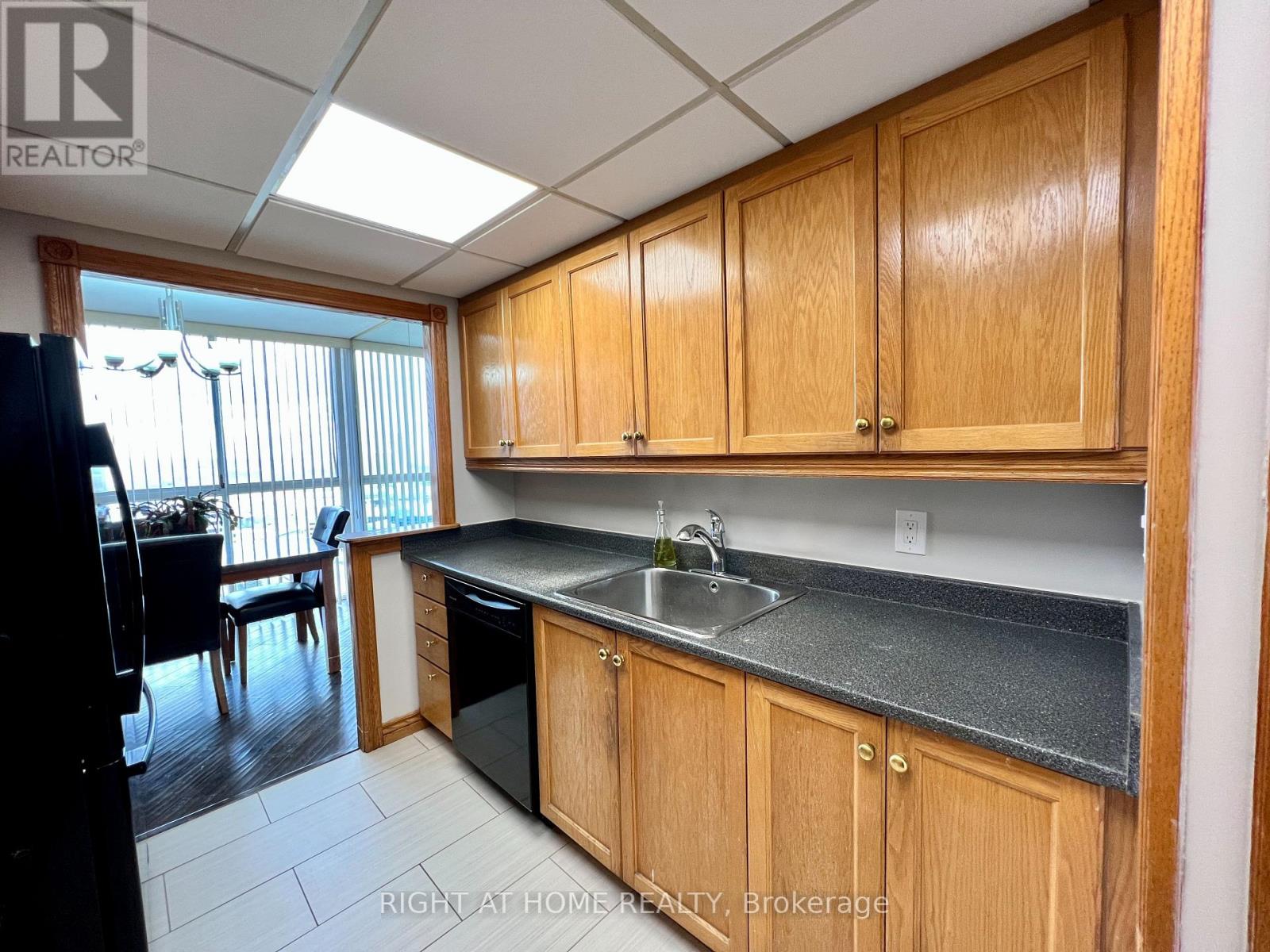 PH6 - 3650 KANEFF CRESCENT, Mississauga (Mississauga Valleys), Ontario, L5A4A1 — Photo 13