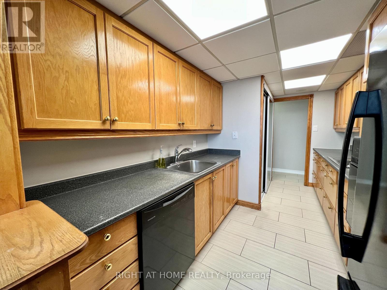 PH6 - 3650 KANEFF CRESCENT, Mississauga (Mississauga Valleys), Ontario, L5A4A1 — Photo 15