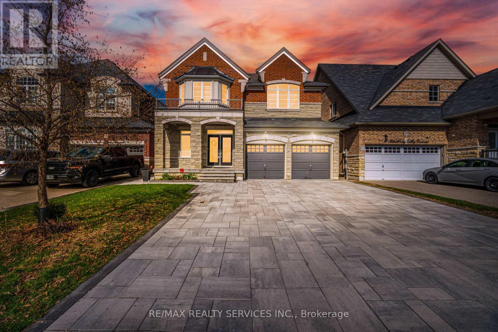38 BLACKBERRY VALLEY CRESCENT, Caledon, Ontario, L7C3Z9 — Photo 5