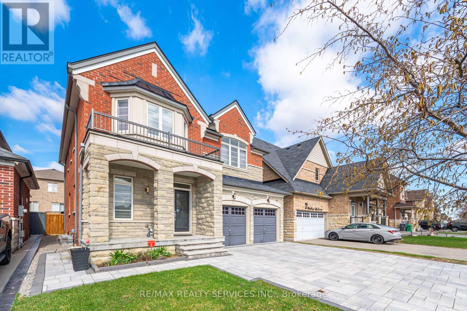 38 BLACKBERRY VALLEY CRESCENT, Caledon, Ontario, L7C3Z9 — Photo 7