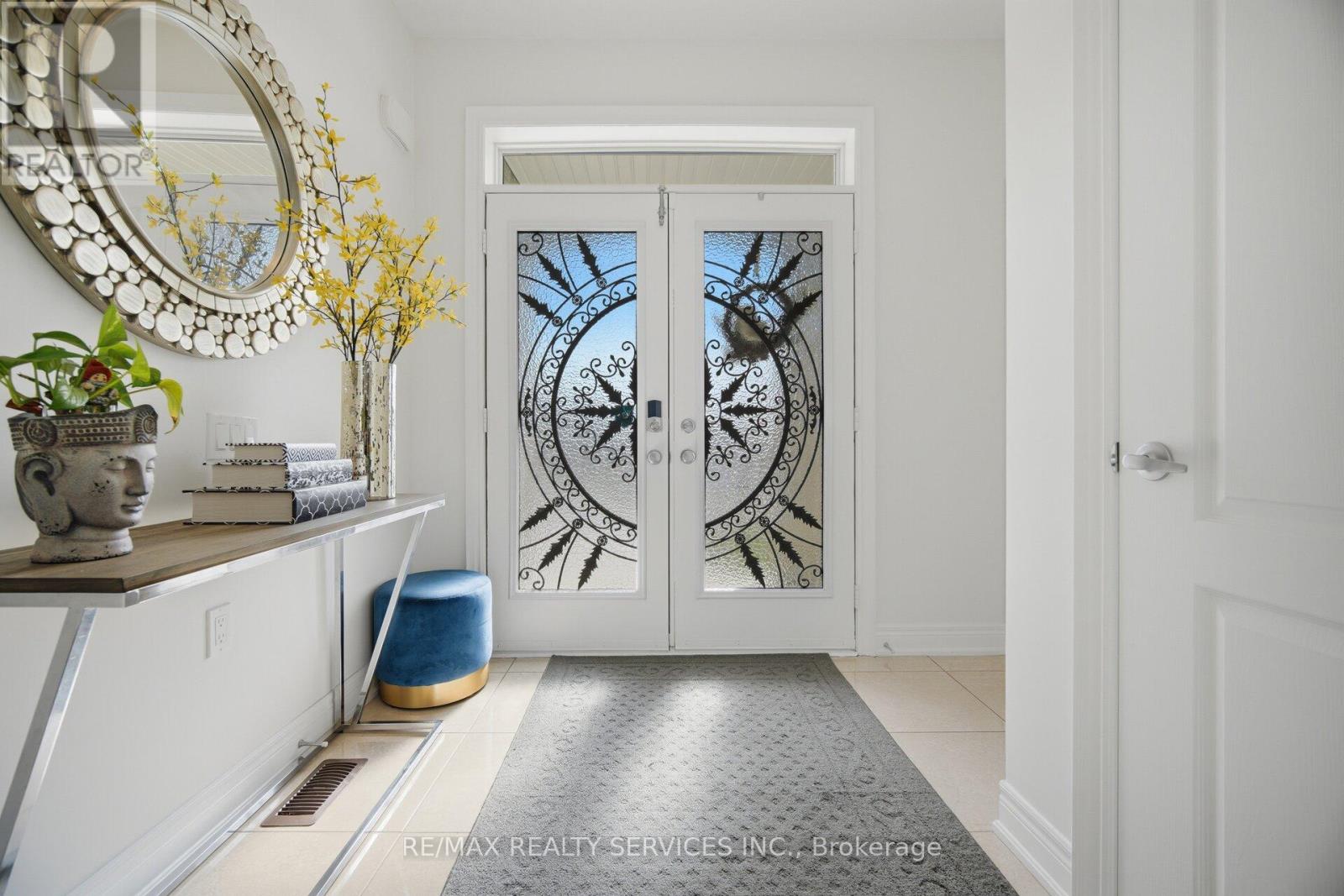 38 BLACKBERRY VALLEY CRESCENT, Caledon, Ontario, L7C3Z9 — Photo 9