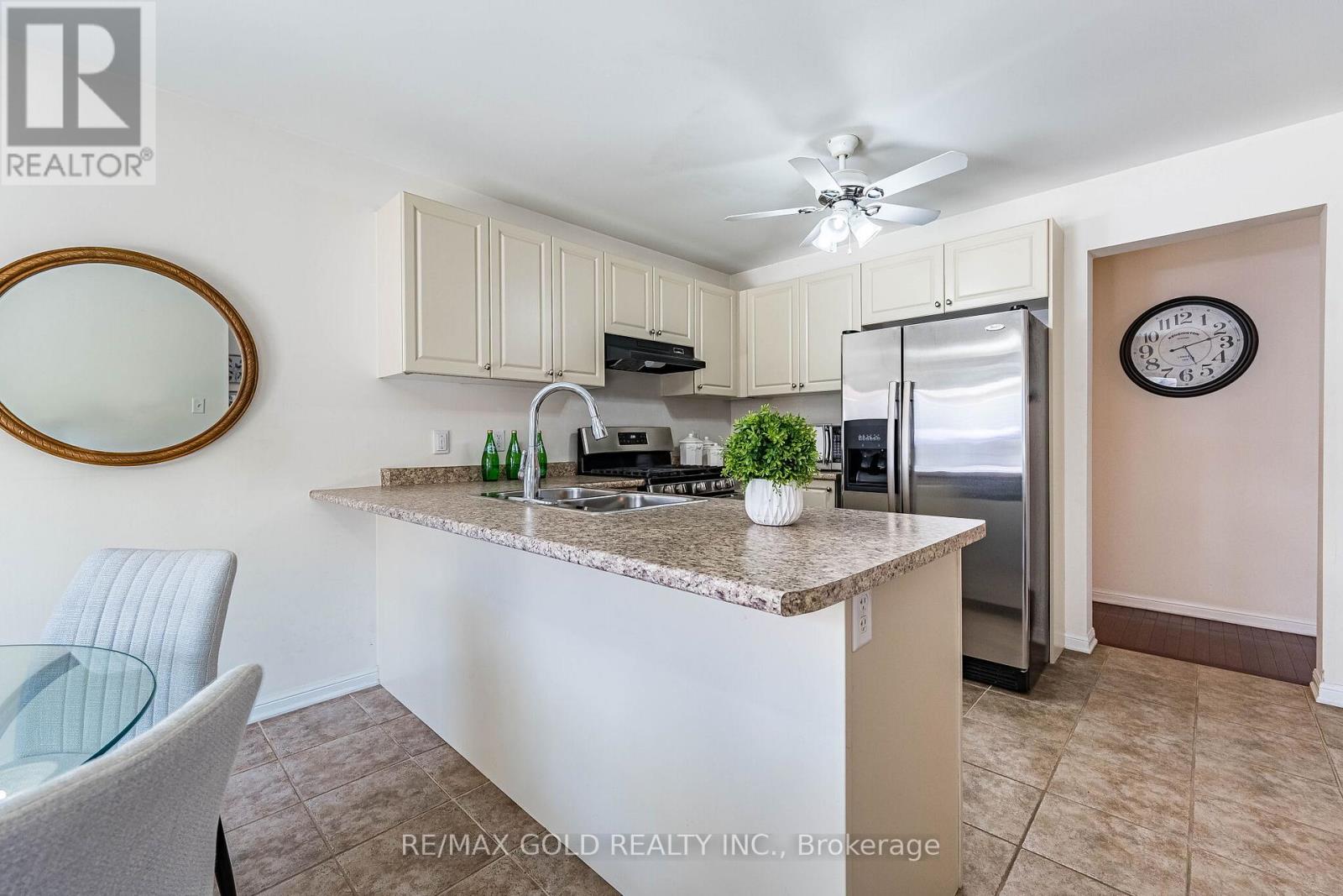 6 CLENSTON ROAD, Brampton (Northwest Brampton), Ontario, L7A0P6 — Photo 13