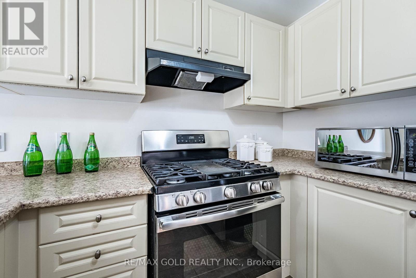 6 CLENSTON ROAD, Brampton (Northwest Brampton), Ontario, L7A0P6 — Photo 14