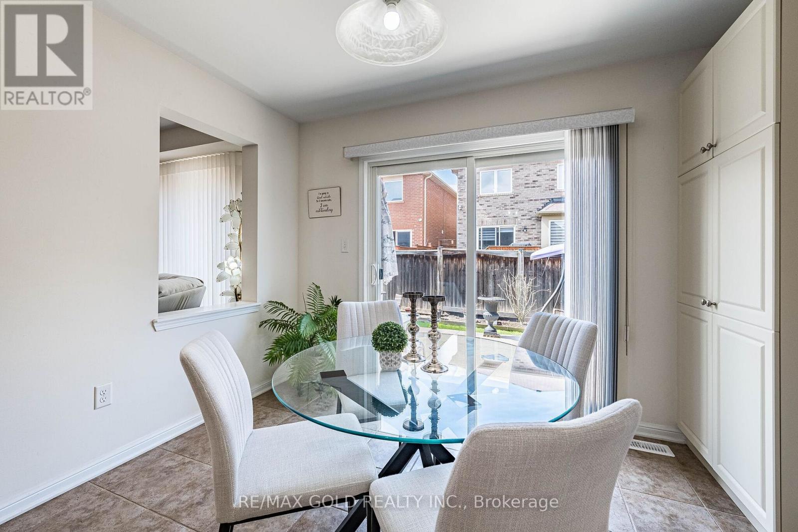 6 CLENSTON ROAD, Brampton (Northwest Brampton), Ontario, L7A0P6 — Photo 15