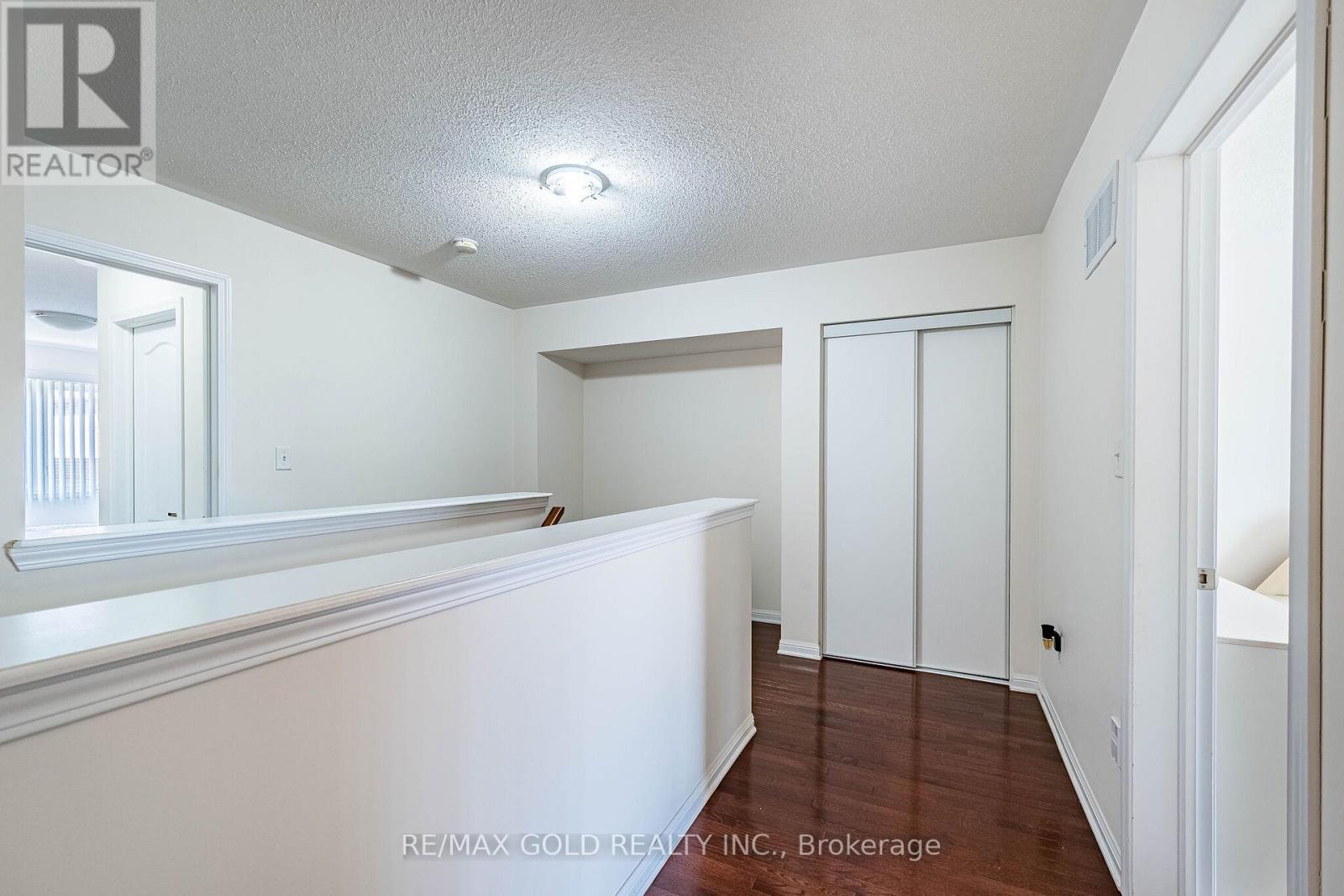 6 CLENSTON ROAD, Brampton (Northwest Brampton), Ontario, L7A0P6 — Photo 28