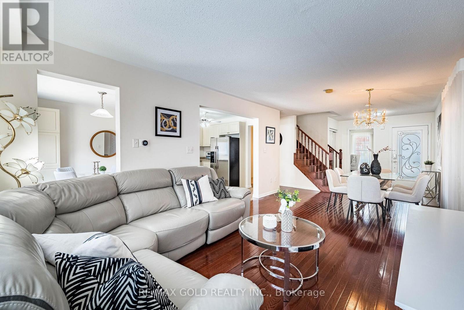 6 CLENSTON ROAD, Brampton (Northwest Brampton), Ontario, L7A0P6 — Photo 9