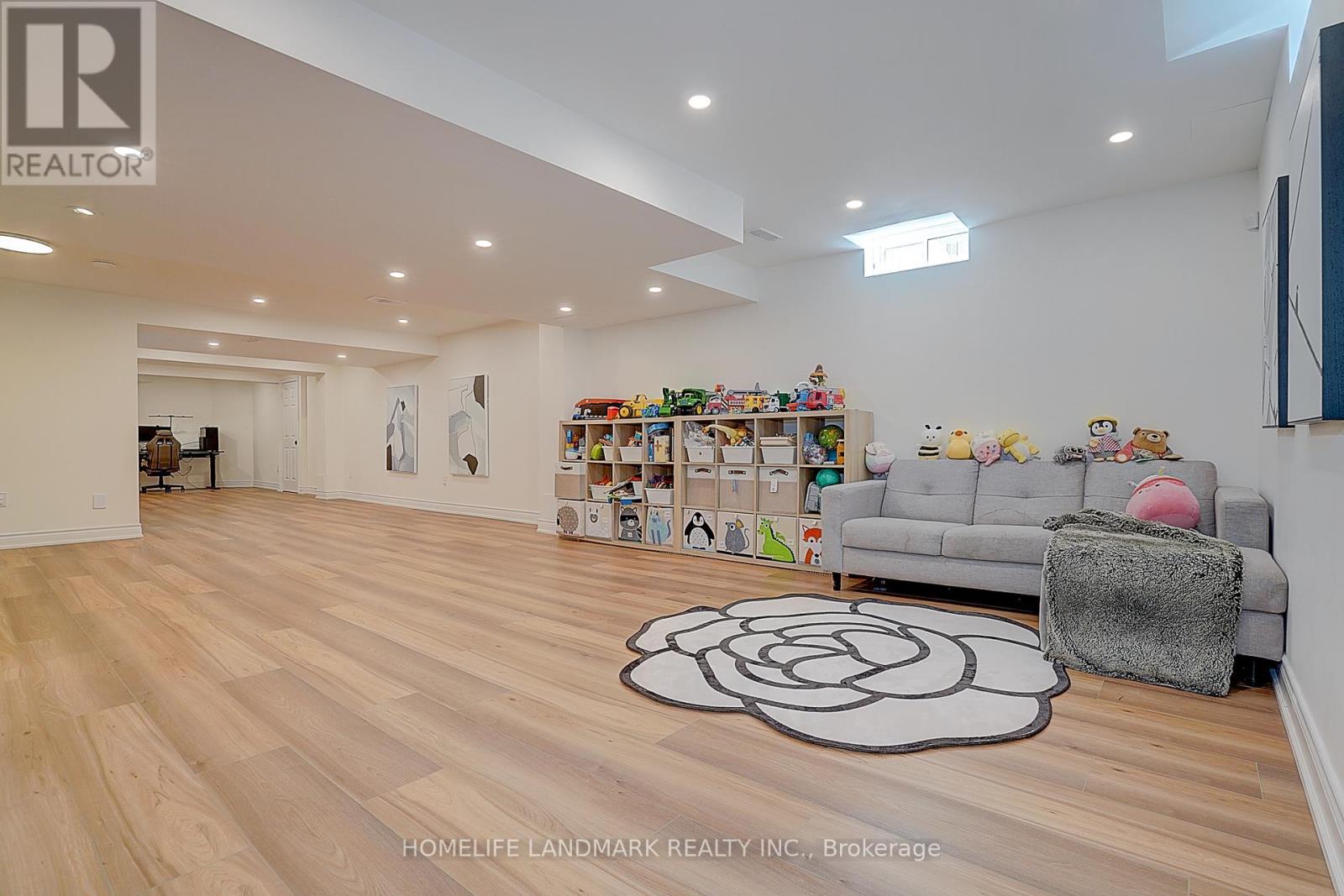 42 HOGABOOM AVENUE, Aurora, Ontario, L4G0E6 — Photo 32