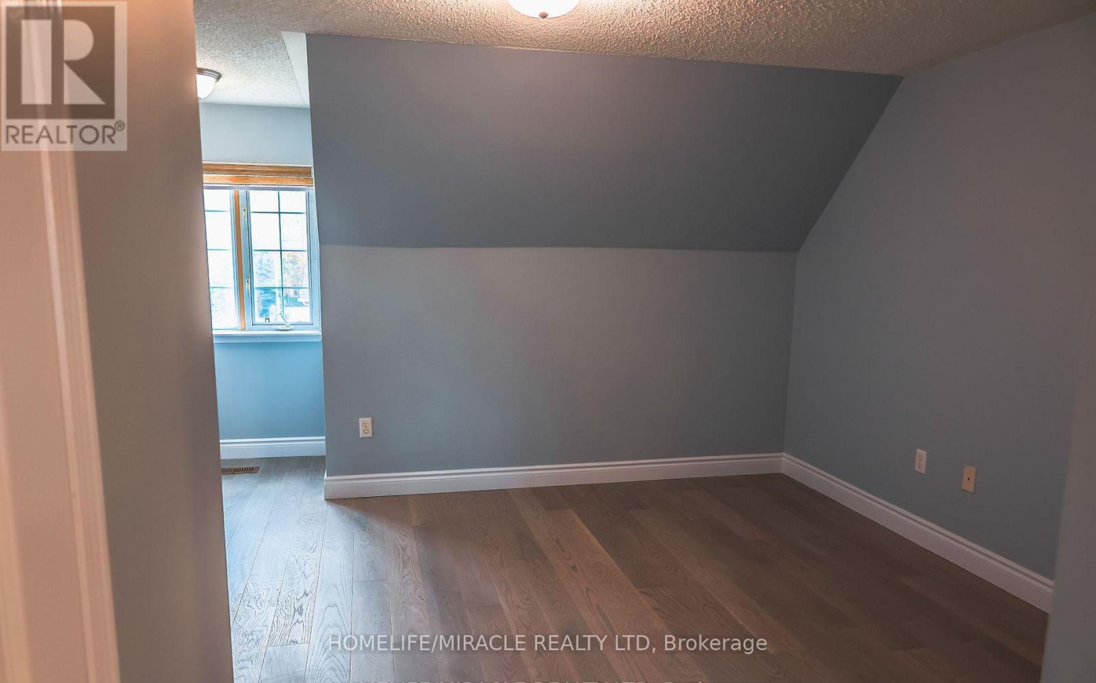 46 - 75 STRATHAVEN DRIVE, Mississauga (Hurontario), Ontario, L5R3W1 — Photo 29