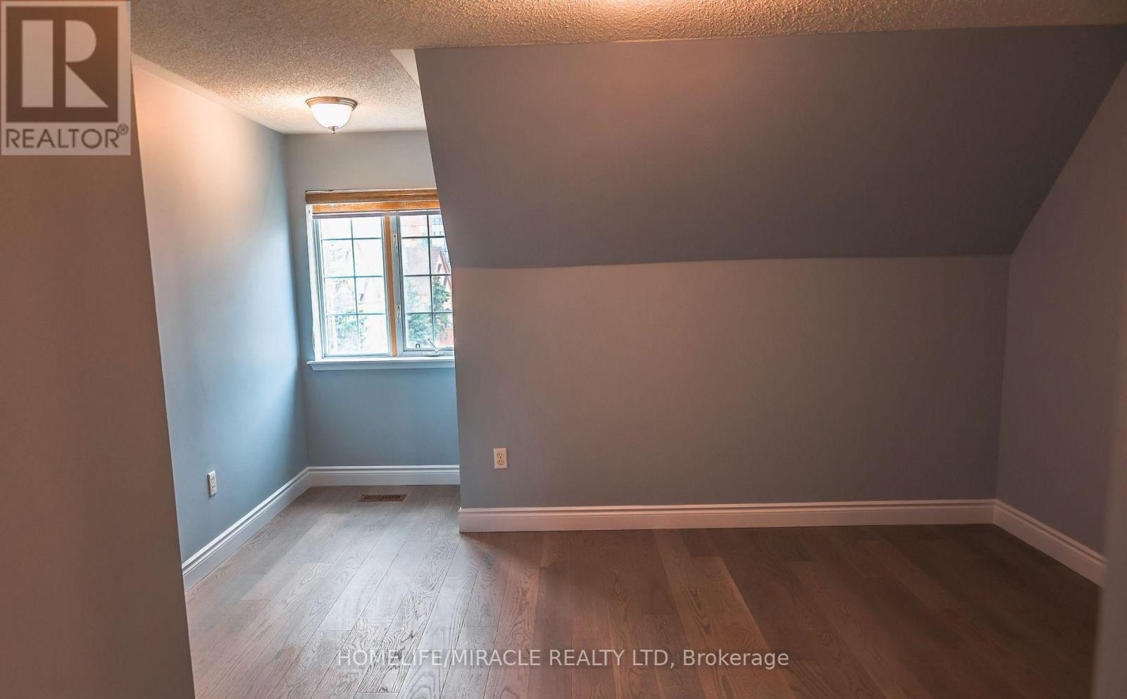 46 - 75 STRATHAVEN DRIVE, Mississauga (Hurontario), Ontario, L5R3W1 — Photo 30