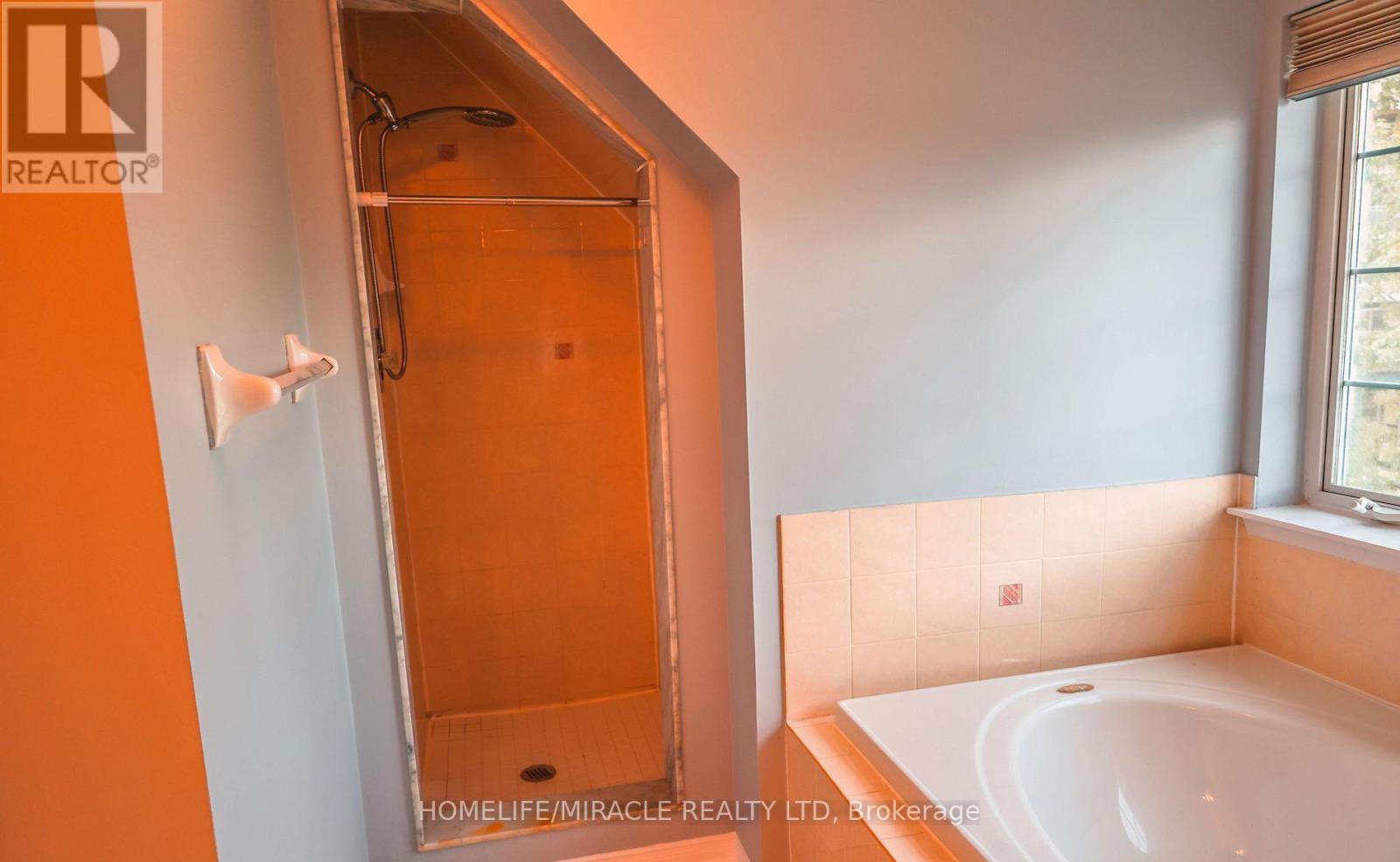 46 - 75 STRATHAVEN DRIVE, Mississauga (Hurontario), Ontario, L5R3W1 — Photo 34