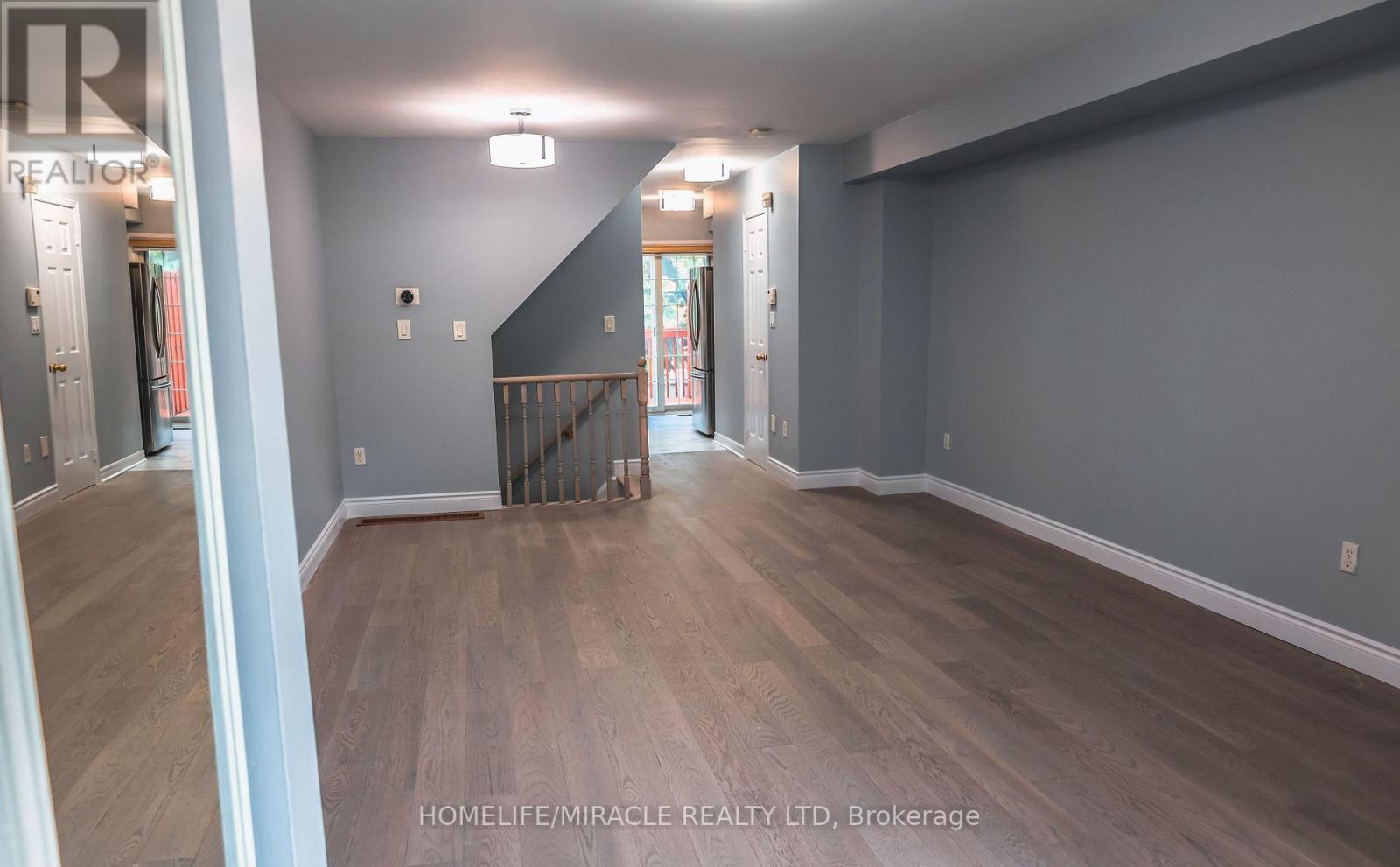 46 - 75 STRATHAVEN DRIVE, Mississauga (Hurontario), Ontario, L5R3W1 — Photo 8