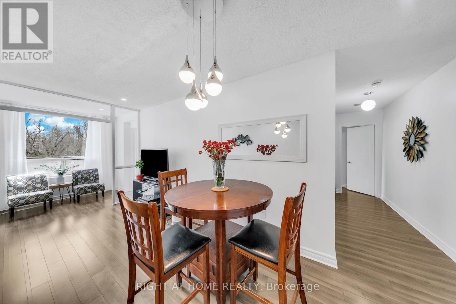 102 - 3 HICKORY TREE ROAD, Toronto (Weston), Ontario, M9N3W5 — Photo 12