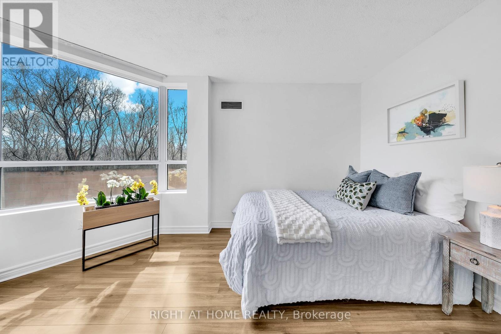 102 - 3 HICKORY TREE ROAD, Toronto (Weston), Ontario, M9N3W5 — Photo 18