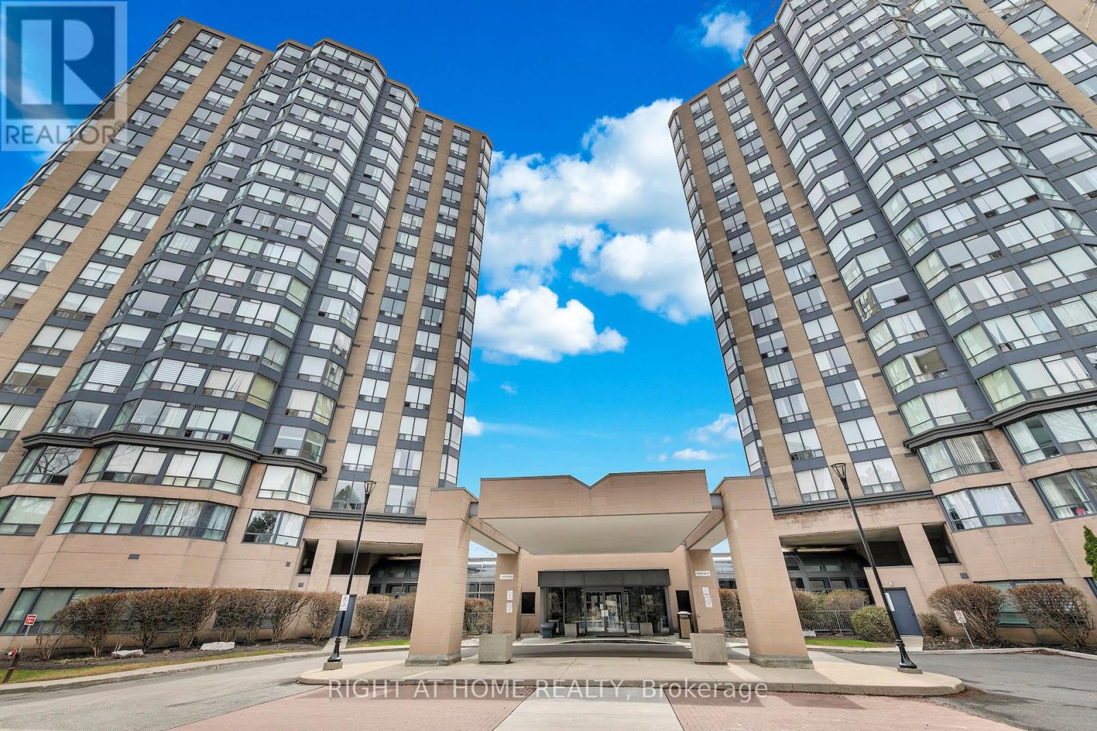 102 - 3 HICKORY TREE ROAD, Toronto (Weston), Ontario, M9N3W5 — Photo 3