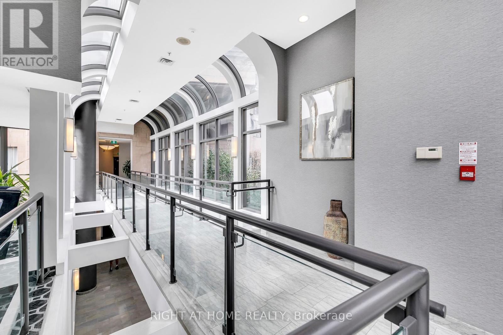 102 - 3 HICKORY TREE ROAD, Toronto (Weston), Ontario, M9N3W5 — Photo 32