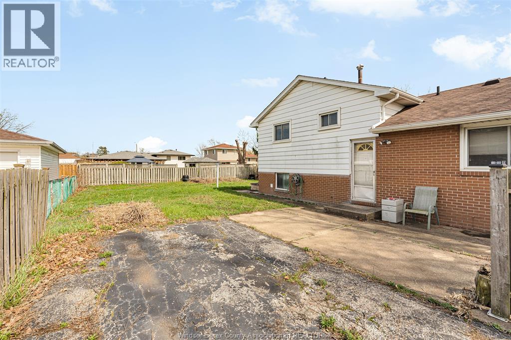 3112 AUSTEN, Windsor, Ontario, N8T1Z5 — Photo 5