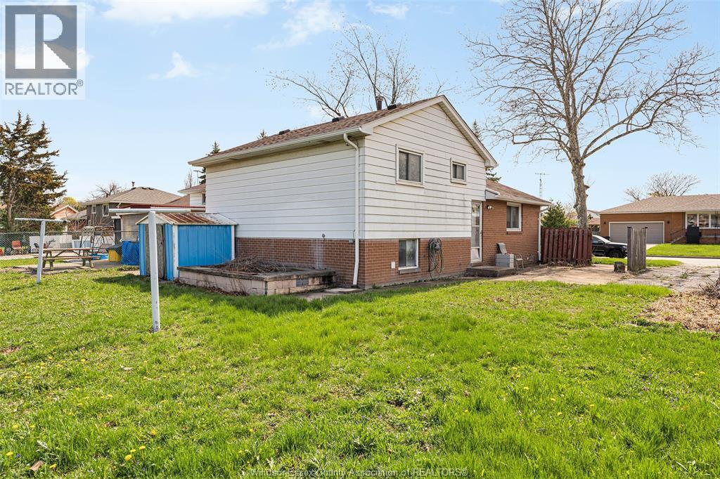 3112 AUSTEN, Windsor, Ontario, N8T1Z5 — Photo 6