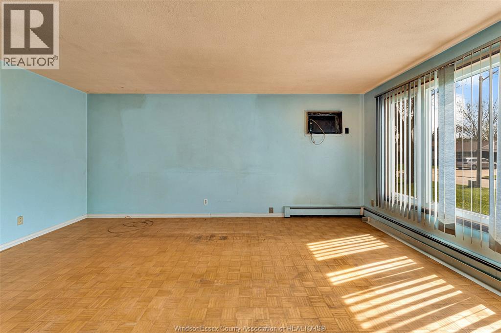 3112 AUSTEN, Windsor, Ontario, N8T1Z5 — Photo 9