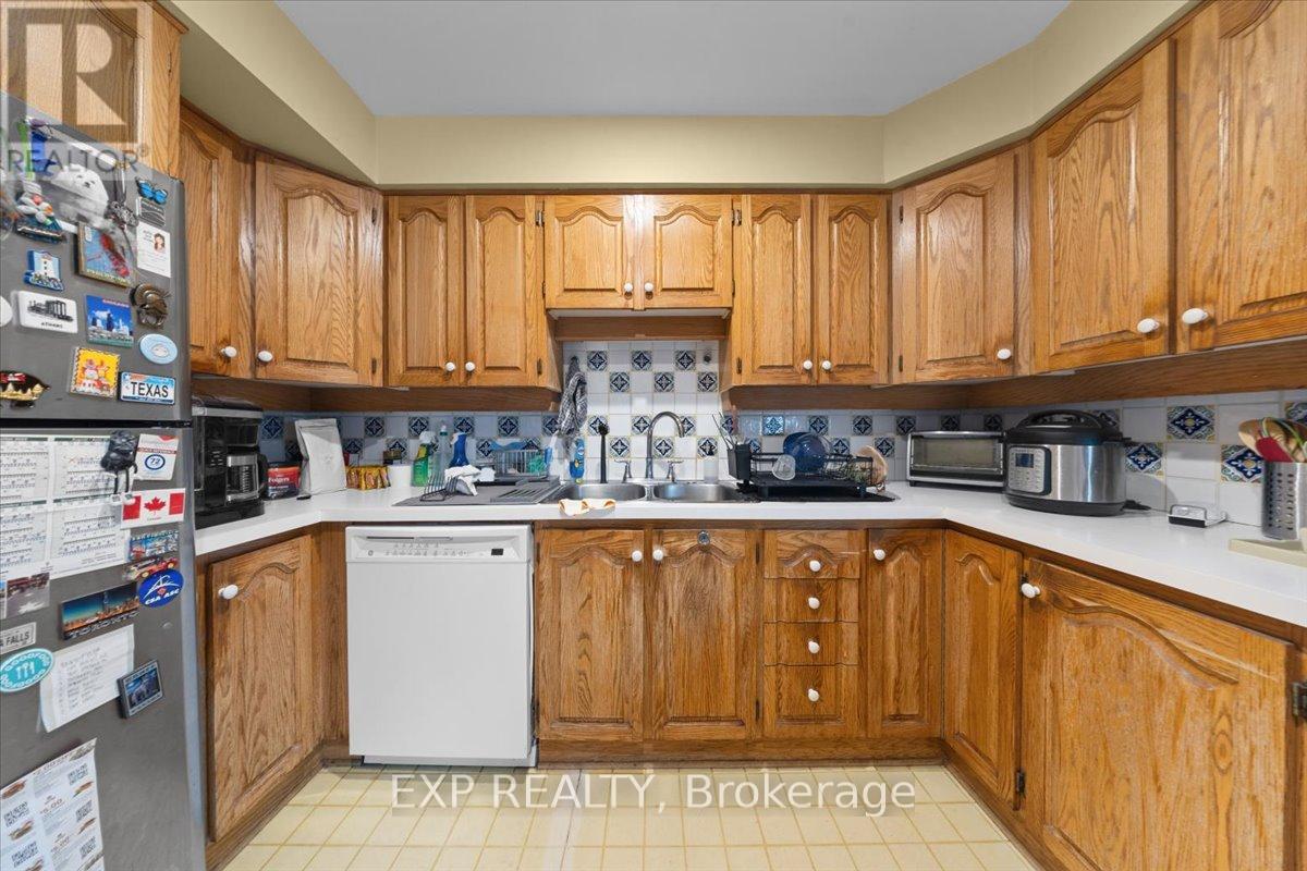 40 LEWIS STREET, Ottawa, Ontario, K2P0S3 — Photo 12