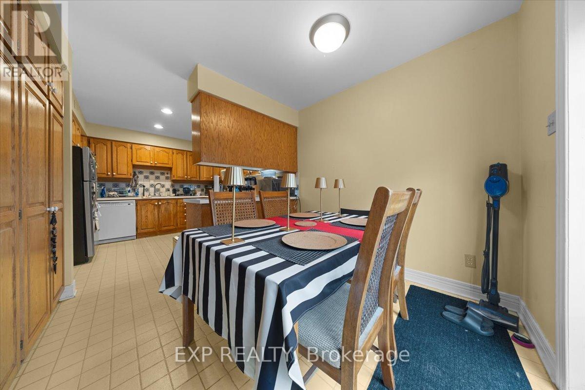40 LEWIS STREET, Ottawa, Ontario, K2P0S3 — Photo 16