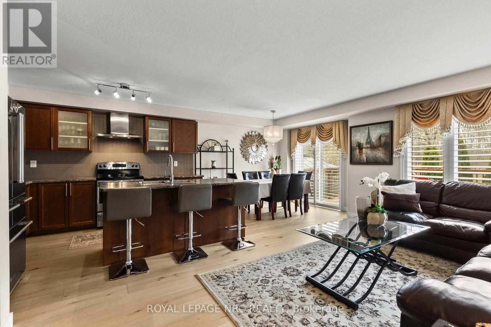 8679 DOGWOOD CRESCENT, Niagara Falls (Brown), Ontario, L2H2Y6 — Photo 10