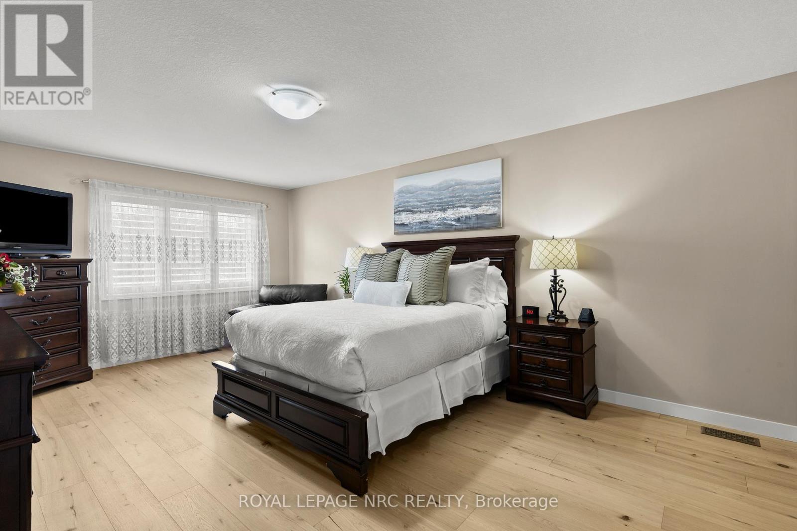 8679 DOGWOOD CRESCENT, Niagara Falls (Brown), Ontario, L2H2Y6 — Photo 14