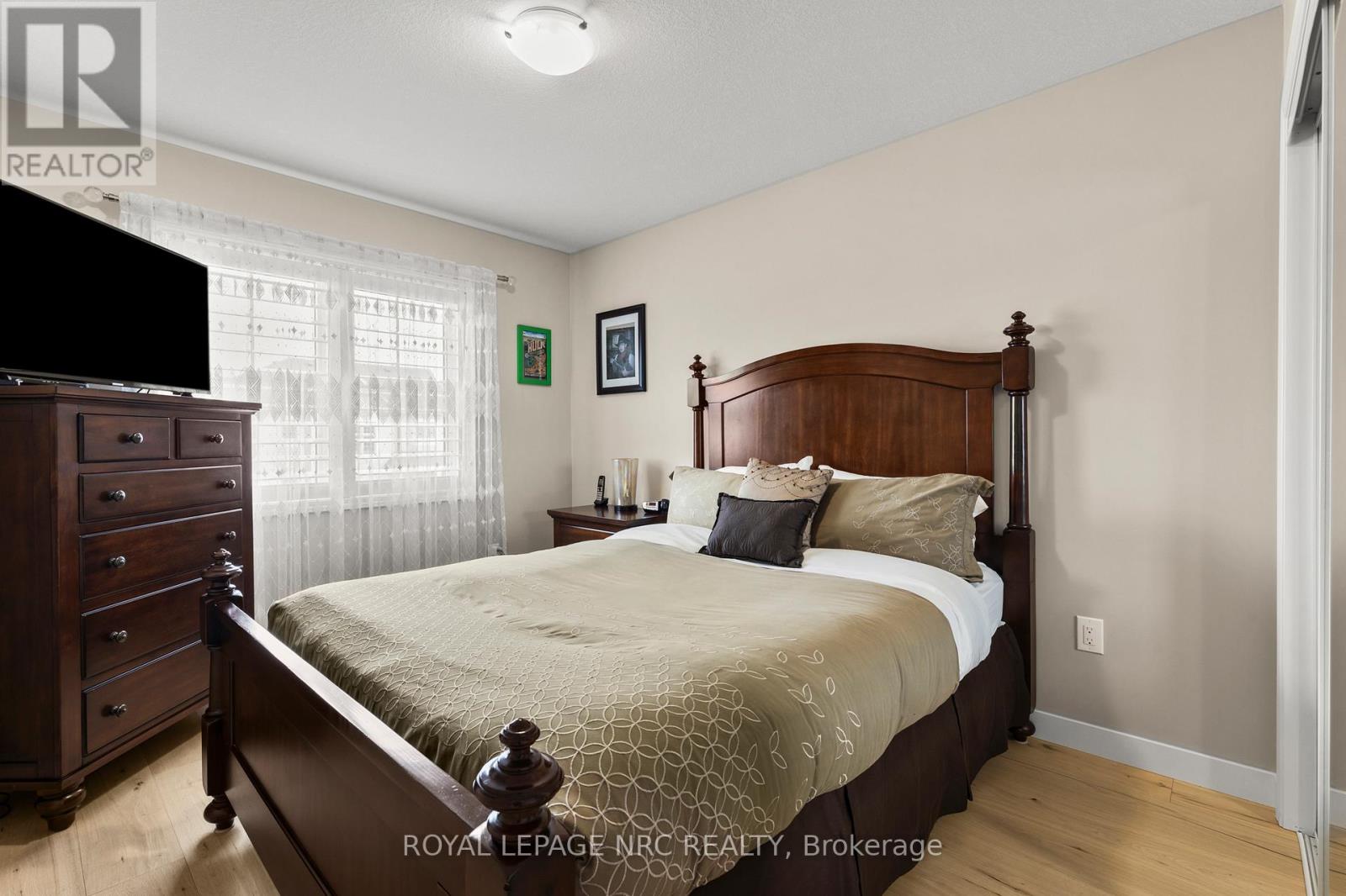 8679 DOGWOOD CRESCENT, Niagara Falls (Brown), Ontario, L2H2Y6 — Photo 19