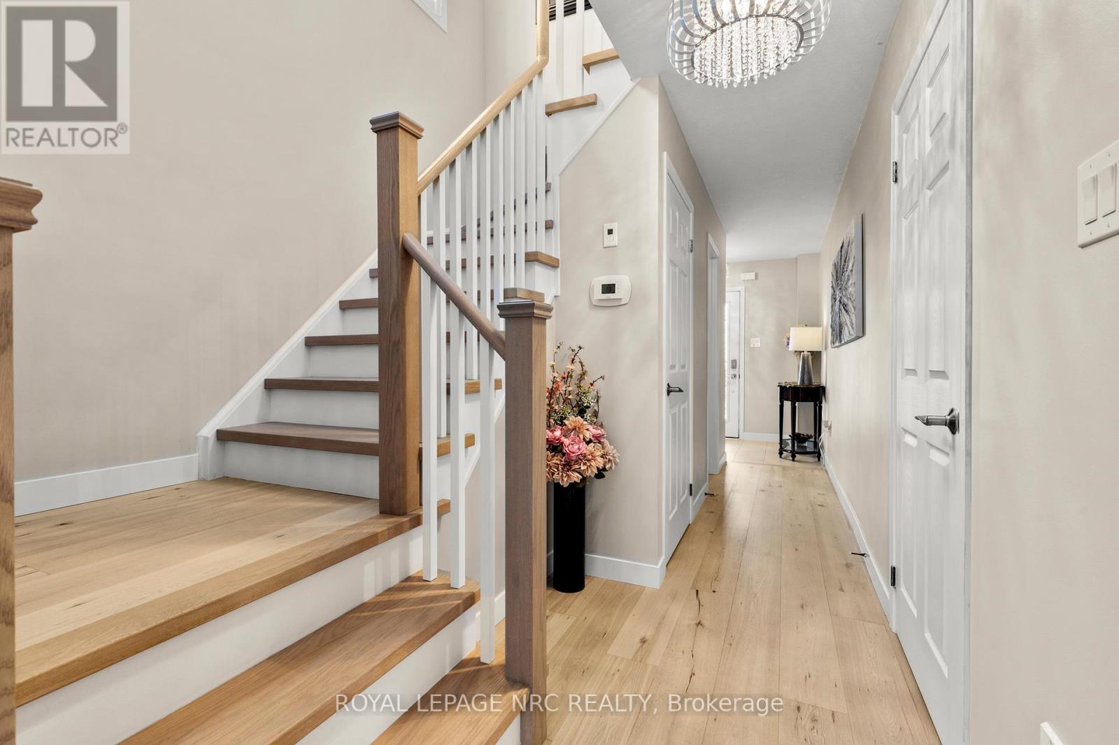 8679 DOGWOOD CRESCENT, Niagara Falls (Brown), Ontario, L2H2Y6 — Photo 7