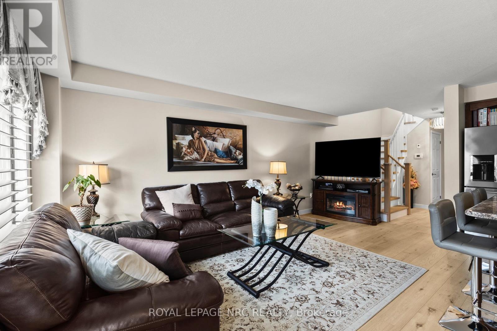 8679 DOGWOOD CRESCENT, Niagara Falls (Brown), Ontario, L2H2Y6 — Photo 9